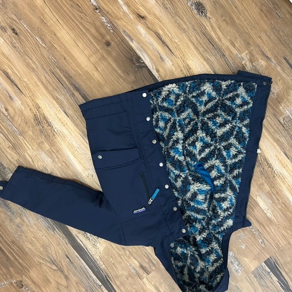 Patagonia Kids Navy Hooded Puffer Jacket - Picture 3 of 7